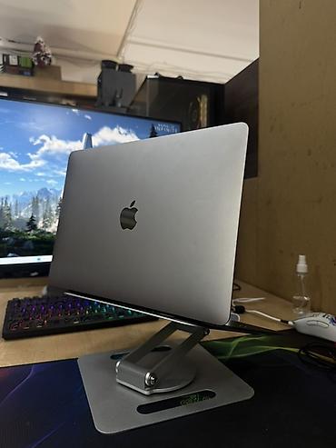noutbuk: Apple MacBook Air 13 Чип: М1 Ram: 8gb Память: 256gb Гарантия: 6 мес — 3