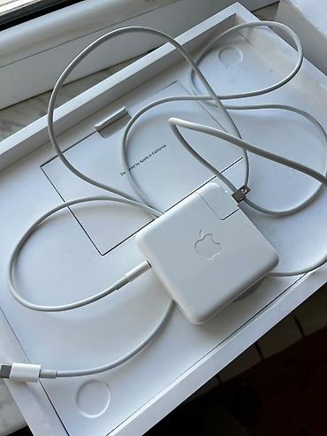 Apple MacBook: Apple MacBook Pro noutbuku. MacBook Pro 13-inch 8GB unified memory — 10