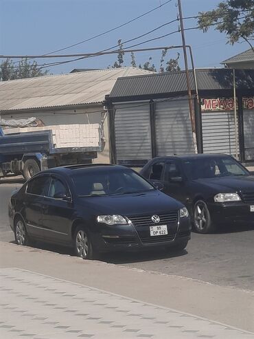 Volkswagen: Volkswagen Passat: 2 l | 2005 il Sedan — 11