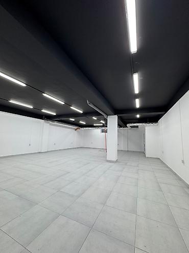 жильё: Торговое место, В жилом доме, 109 м² С ремонтом — 6