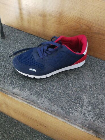 Sneakers & Athletic shoes: 38, color - Blue