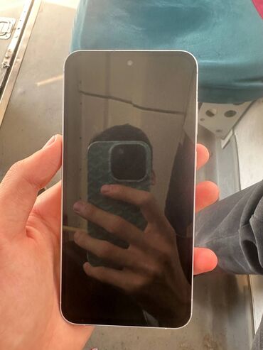 телефон с антенной: Samsung Galaxy A55, Колдонулган, 128 ГБ, түсү - Ак, 1 SIM, 2 SIM, eSIM