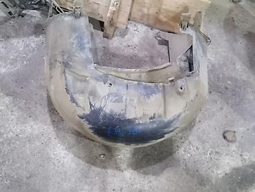 user car: Podkrilo BMW E39 – zadnje levo - Originalni plastični unutrašnji — 1