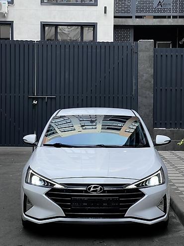 k 8: Hyundai Elantra: 2018 г., 1.6 л, Вариатор, Бензин, Седан — 2
