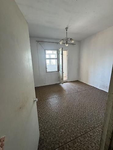 южный микрорайон: 4 комнаты, 104 м², 3 этаж, Требуется ремонт — 3
