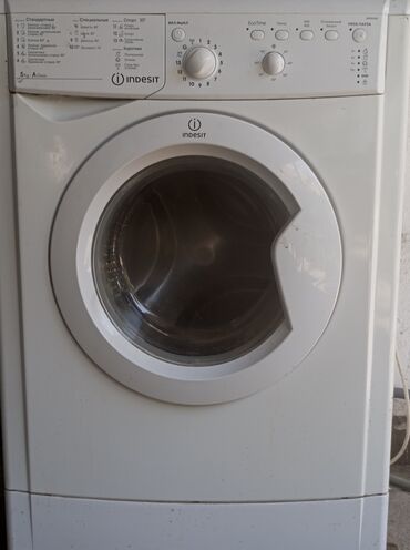 бу стиральных машин: Стиральная машина Indesit, Б/у, До 5 кг, Компактная