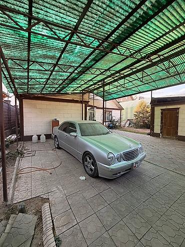 Үйлөрдү сатуу: 3 бөлмө, 150 м², 7 соток, Бишкек, Жумушчу Шаарча Кыймылсыз мүлк агенттиги — 4