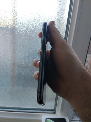 Apple iPhone: IPhone Xs, 64 GB, Space Gray, Face ID — 6