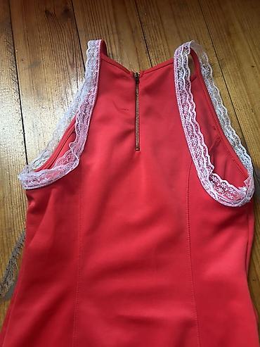 ag etek: Bershka qadın paltarı - Rəng: parlaq qırmızı - Ölçü: M (EUR M, USA M — 4
