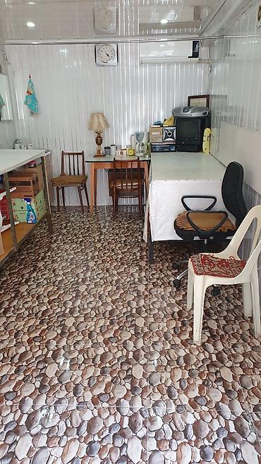 Kommersiya daşınmaz əmlakı: Kirayə üçün kiçik iş sahəsi – küçəyə çıxışlı, işıqlandırması yaxşı — 1