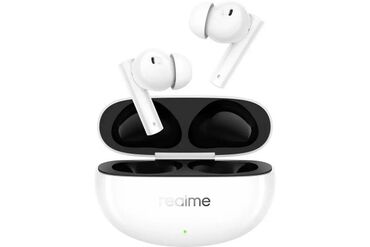 накитка авто: Realme Air Buds 5. Отличаются исключительным активным шумоподавлением