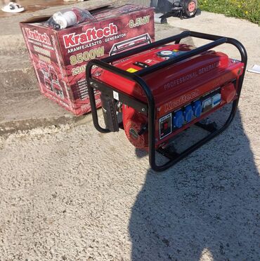 Agregati: GERMANY KRAFTECH 8.5KW BENZINAC POTROSNJA 1L-1H Tri monofazne — 4