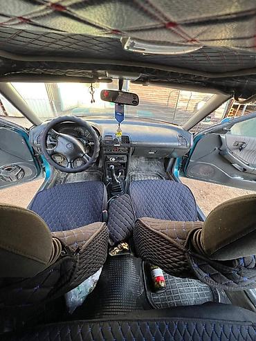 я ищу мазда: Mazda 323: 1994 г., 1.6 л, Механика, Бензин, Хэтчбэк — 3