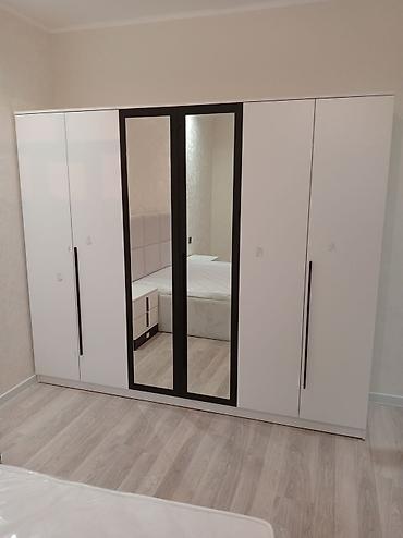 Dolablar: Yeni, 6 qapı, Güzgülü, Ağ, Açılan, Düz dolab — 4