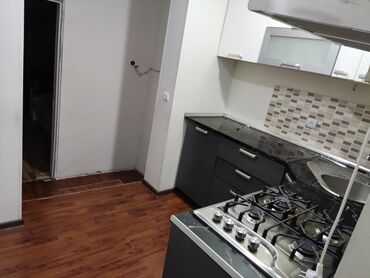 Uzunmüddətli kirayə mənzillər: Otaq yoldaşı axdarılır. 3 otaqlı mənzil – geniş koridorlu, işıqlı — 8