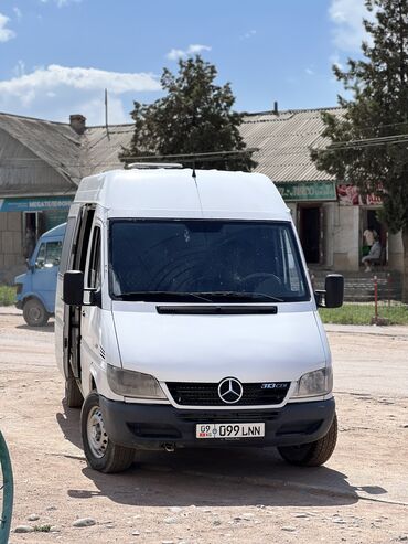Mercedes-Benz Спринтер: 2003 г., 2.2 л, Механика, Дизель, Van