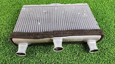 Масляные радиаторы: Масляный радиатор BMW 2006 г., Б/у, Оригинал, Германия — 9