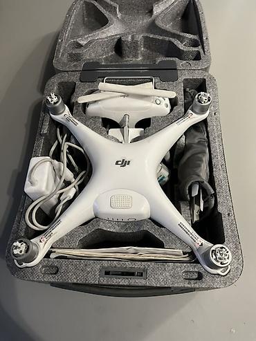 Дроны: DJI Phantom (серия Phantom 4) квадрокоптер с камерой и стабилизатором — 2