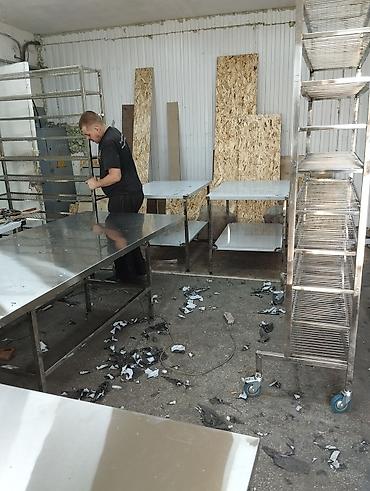 Для кафе, ресторанов: Стеллаж толщина листа 0.9 мм нержавейка изготовим любых размеров — 9