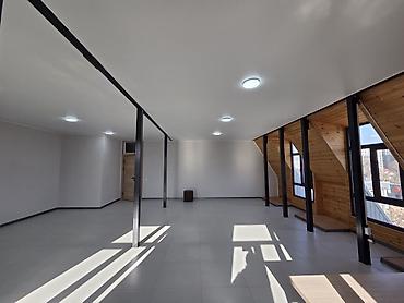 Аренда офисов: Аренда офисов, 70 м², В бизнес центре, С видом на горы, 1 линия, С оборудованием — 9