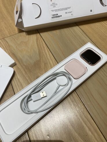 экран для телефона fly fs518: Smart saat, Apple, Sensor ekran, rəng - Çəhrayı