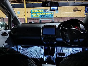 Унаа сатуу: Honda Fit: 2003 г., 1.3 л, Автомат, Бензин, Хетчбек — 8