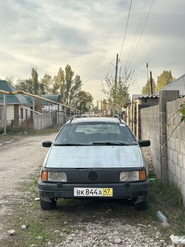 афто машина: Volkswagen Passat: 1991 г., 1.8 л, Механика, Бензин, Универсал