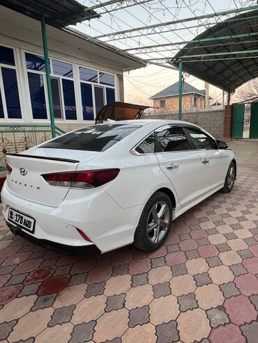 Hyundai: Hyundai Sonata: 2019 г., 2 л, Автомат, Газ, Седан — 5