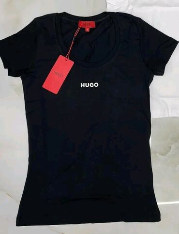 šljokičaste majice: Hugo Boss, M (EU 38), Cotton, color - Black