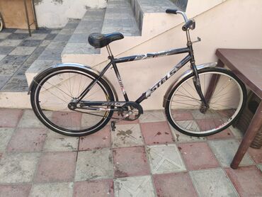 велосипеды от 1 года: Şəhər velosipedi Stels, 28", sürətlərin sayı: 1