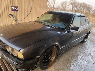 BMW: BMW 5 series: 1993 г., 2 л, Механика, Бензин, Седан at lalafo.kg — 10 BMW: BMW 5 series: 1993 г., 2 л, Механика, Бензин, Седан — 10