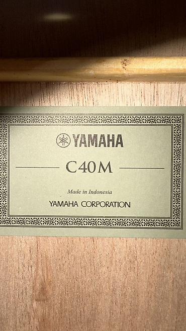 ямаха с40: 🎸 Yamaha C40M (матовая) + фирменный чехол Продаю классическую гитару — 3