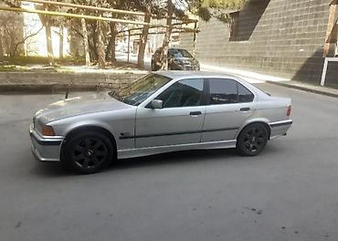 kompressor teh: BMW 3 Series sedan (E36), gümüşü rəng. - Kuzov: 4 qapı, aerodinamik — 1
