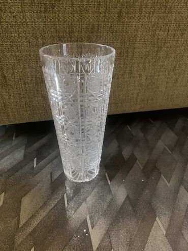 стеклянные вазы бишкек: Продаю вазу чешский хрусталь,высота 30см.диаметр 14