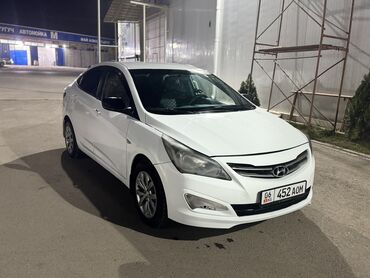 машина автомат: Hyundai Solaris: 2015 г., 1.4 л, Автомат, Бензин, Седан