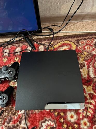 PS3 (Sony PlayStation 3): Продаю PlayStation 3 ПРОШИТЫЙ ПАМЯТЬ 230 GB Внутри более 10 игр