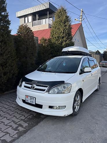 Toyota: Toyota Ipsum: 2002 г., 2.4 л, Автомат, Газ — 6