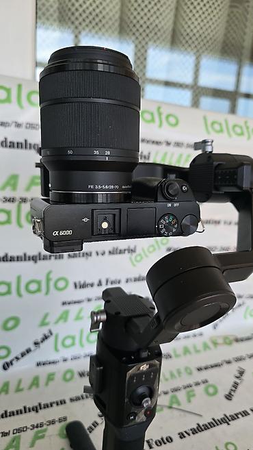 mini dv kamera: DJI Ronin-SC üzərində Sony A6000 və sony 28-70 abiyektif lə tam — 9