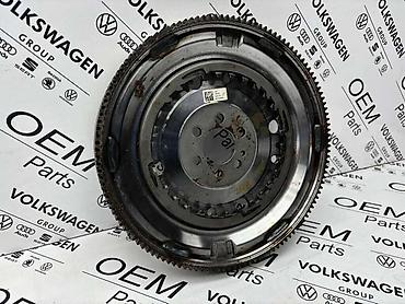skuter do 200e: ZAMAJAC ZA VOLKSWAGEN POLO, UP!, T-ROC . - 04C 105 266 D | Zamajac — 2