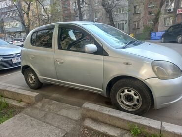 Toyota: Toyota Vitz: 2000 г., 1 л, Автомат, Бензин, Хэтчбэк