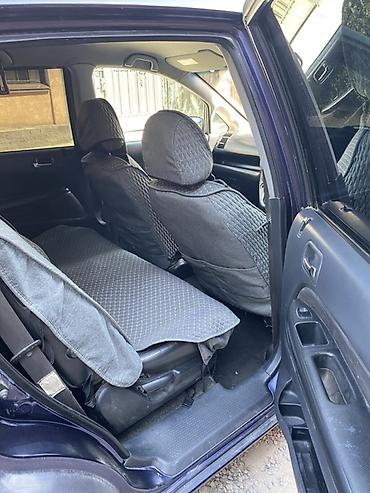 getz 2: Honda Stream: 2002 г., Универсал — 8