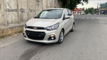 срочно продою: Chevrolet Spark: 2016 г., 1 л, Вариатор, Бензин, Хэтчбэк