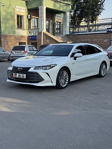 byd e2 2025: Toyota Avalon: 2019 г., 2.5 л, Гибрид, Седан — 3