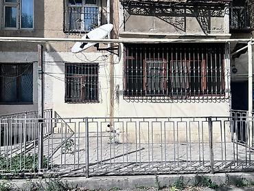 ev axdaram: Bakı, 8-ci kilometr, 3 otaqlı, Köhnə tikili, m. Neftçilər, 61 kv. m — 8