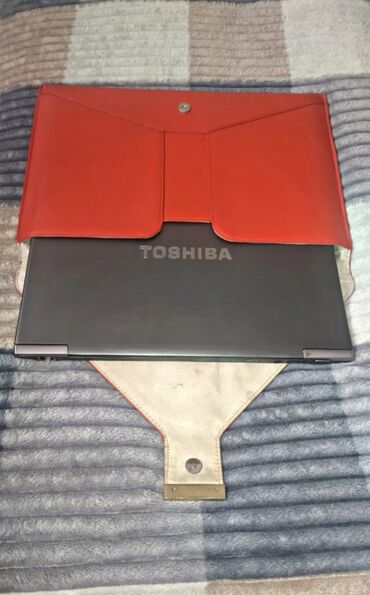 toshiba: Ультрабук, Toshiba, 6 ГБ ОЗУ, Intel Core i5, 13.3 ", память SSD