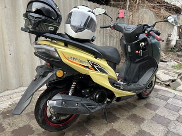 Скутеры: Макси-скутер Yamaha, 180 куб. см, Бензин, Б/у — 3