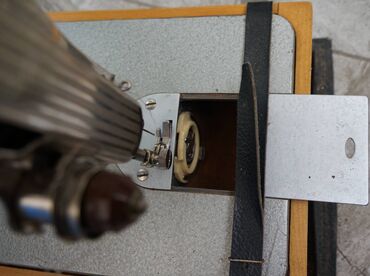 Qədim tikiş maşınları: Tikiş maşını "Podolsk 2M-33" Təzə vəziyyətdə, çox az istifadə olunmuş — 21