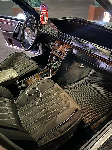 bmw samuray: Mercedes-Benz W124: 1994 г., 2.3 л, Автомат, Бензин, Универсал — 10