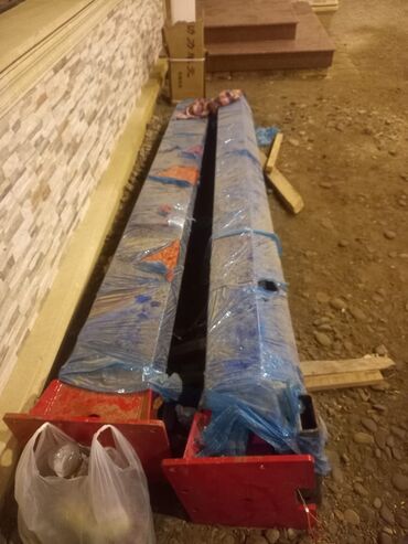 вешалка для брюк и рубашек напольная: Məhsul: İki postlu avtomobil qaldırıcı üçün platforma traversləri