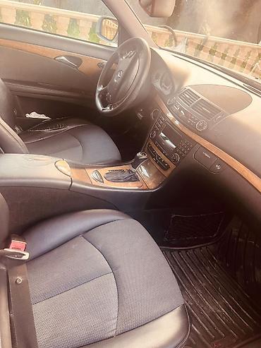 Mercedes-Benz: Mercedes-Benz E-Class: 2.2 l | 2008 il Sedan — 6